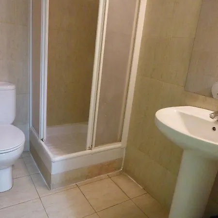 Residencia Universitaria San Marius- Diagonal * バルセロナ