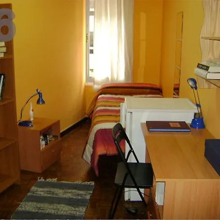 Residencia Universitaria San Marius- Diagonal דירה ברצלונה